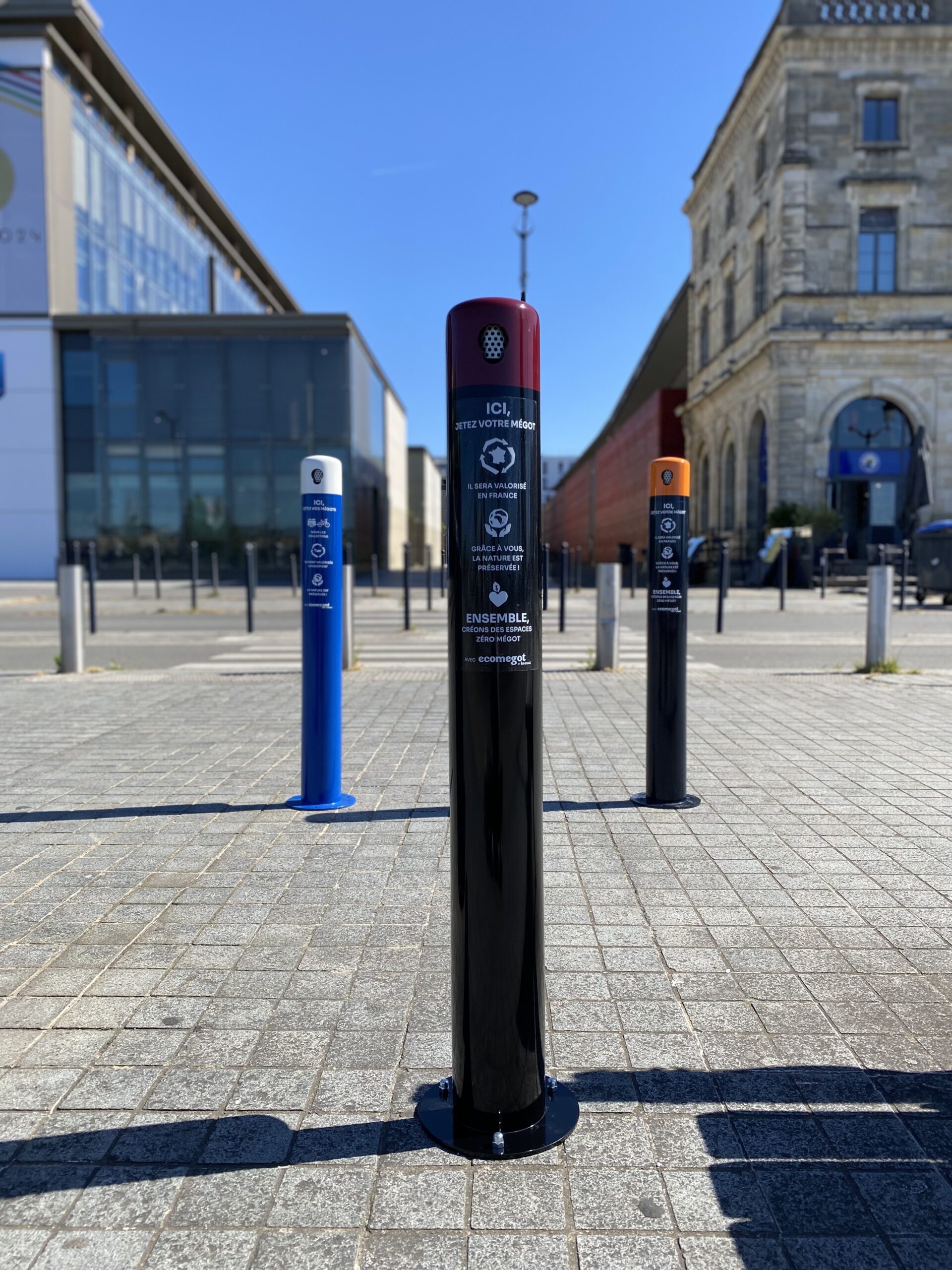 Cendrier sur pied écomégot